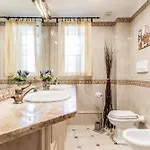 Luxury Giorgi Holiday home